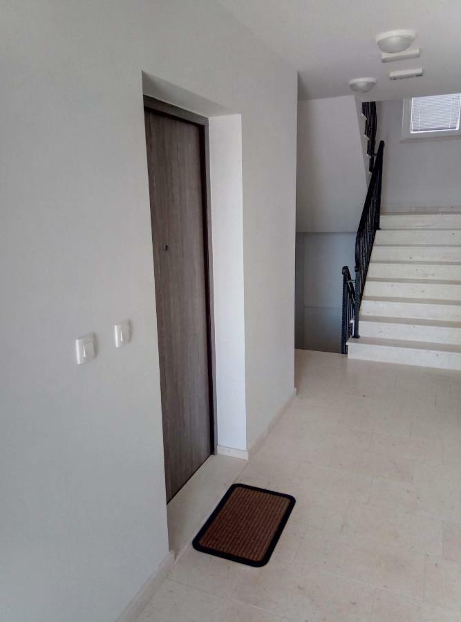Lorena Cres Bagian luar foto