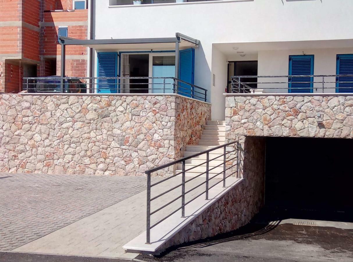 Lorena Cres Bagian luar foto
