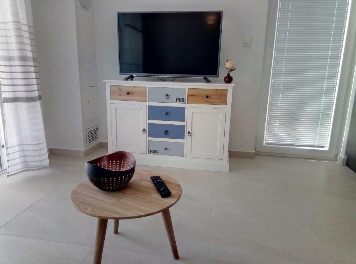 Lorena Cres Bagian luar foto