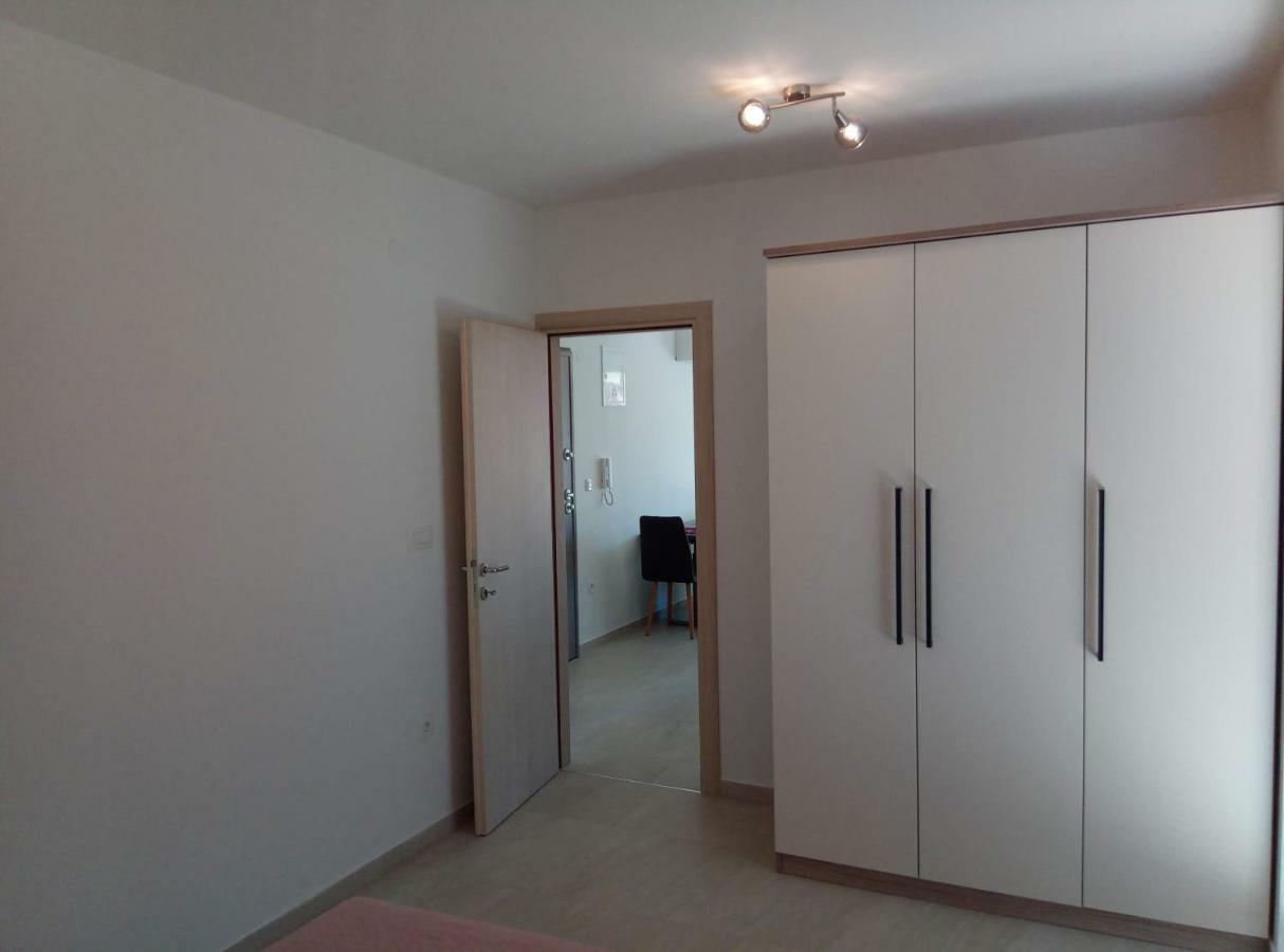 Lorena Cres Bagian luar foto